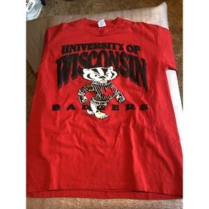 University Of Wisconsin Badgers Shirt Vintage Single Stitch Size Large Red  Rare